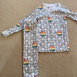 2 sets of Hanna Anderson PJs
